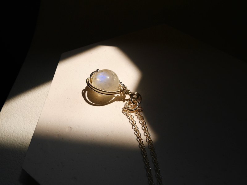 月亮石圆珠吊咀颈链 - 项链 - 纯银 