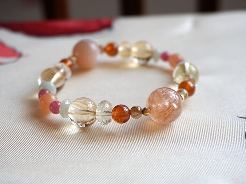 【K18 珠粒】橘色摩根石、橘色柘榴石、金红石、橘月光石、美丽天然石设计手链 - 手链/手环 - 半宝石 橘色