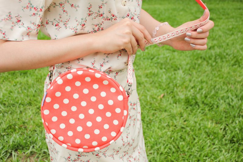 【玉水波儿-鲑鱼红】随身包/侧背包/手拿包/化妆包 - 手拿包 - 棉．麻 红色