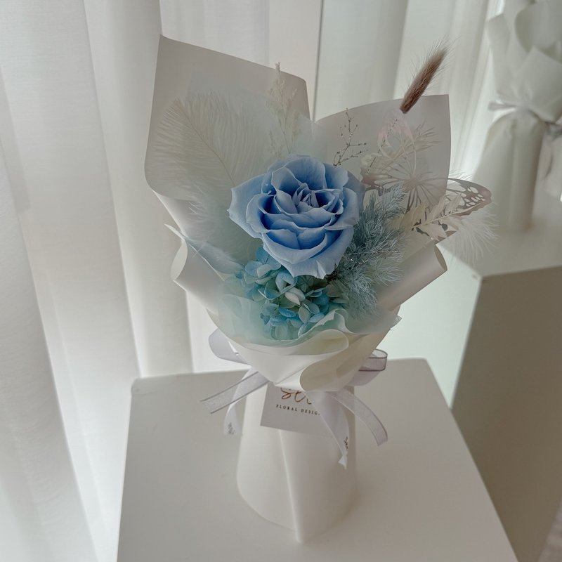 SEE 看见花艺设计|情人节|永生玫瑰|生日|被温柔接住玫瑰花束 - 干燥花/捧花 - 植物．花 