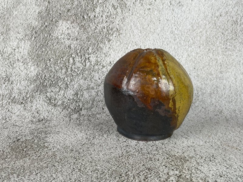 柴烧 - 手捏花器 - 花瓶/陶器 - 陶 咖啡色
