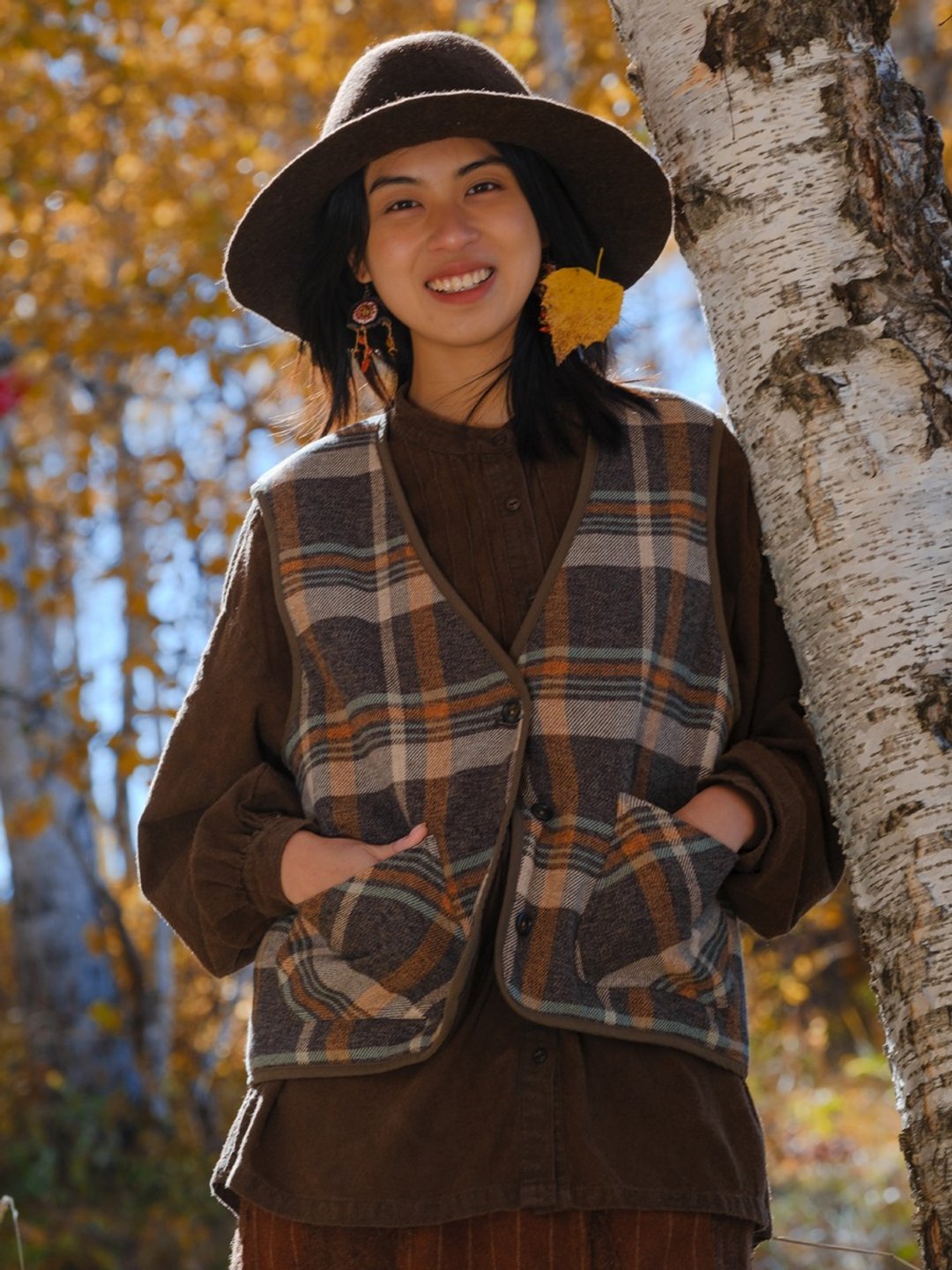 灰黃色  復古百搭棉馬夾外套 馬甲棉衣  雙面穿 - 女装休闲/机能外套 - 其他人造纤维 灰色