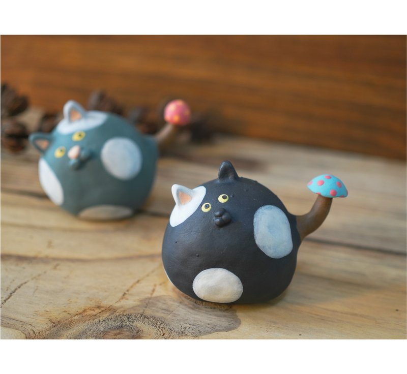 蘑菇猫 Mushroom 陶偶 戒台 - 摆饰 - 陶 黑色