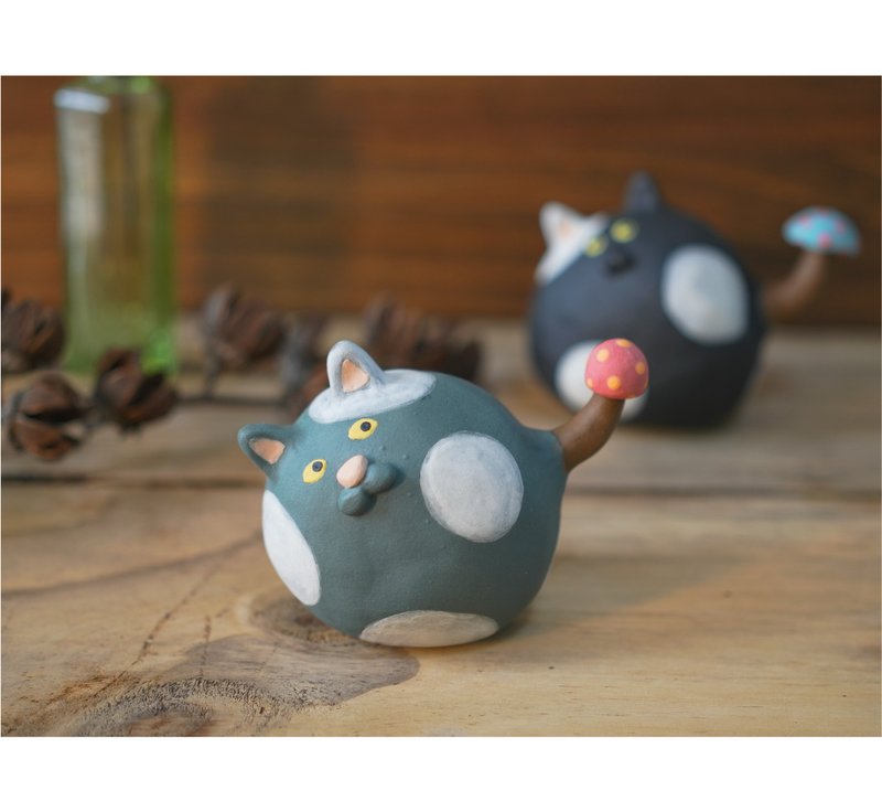 蘑菇猫 Mushroom 陶偶 戒台 - 摆饰 - 陶 黑色