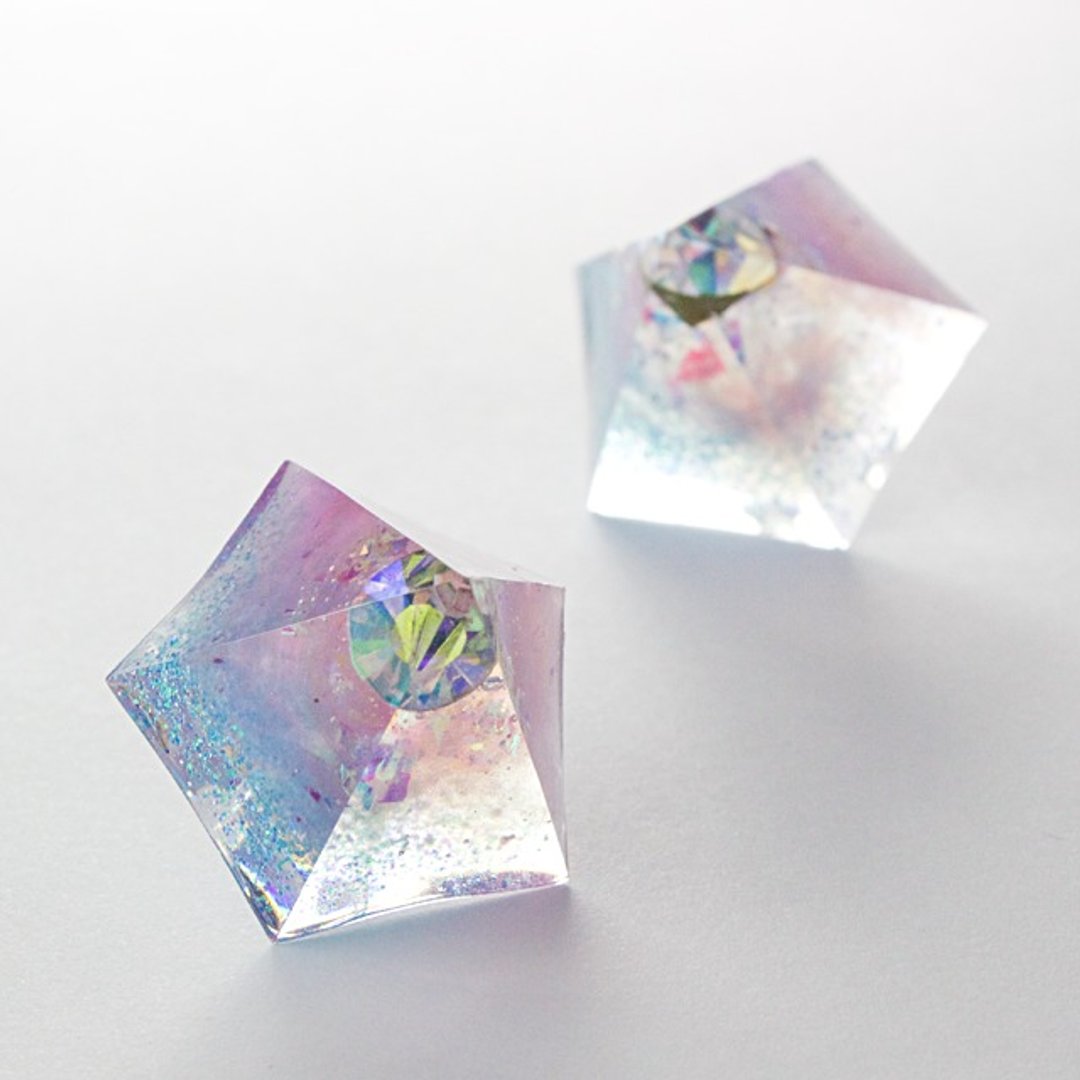 Pentagon earrings (Princess) - 耳环/耳夹 - 其他材质 粉红色