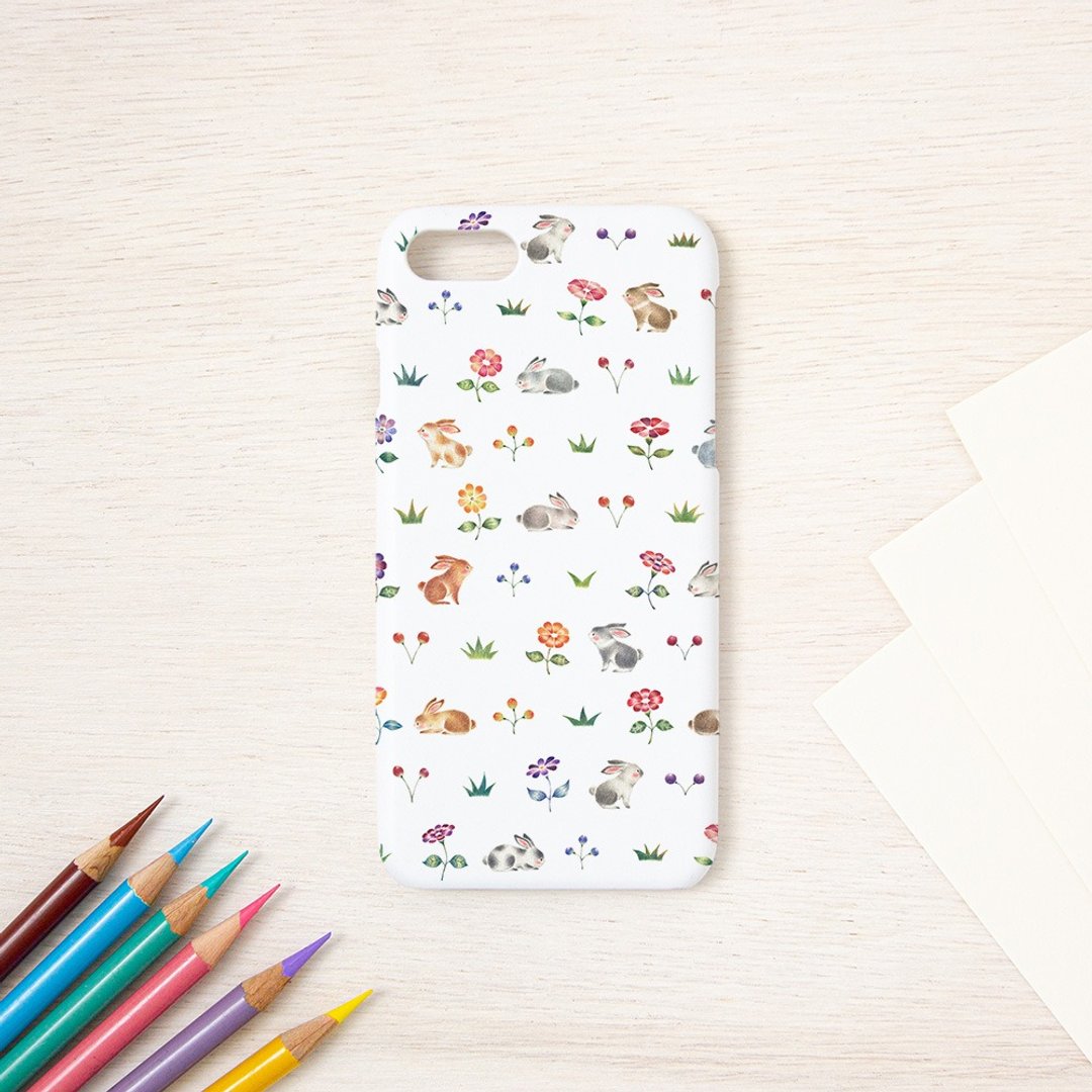 Fragments of a picture book. Smaho Case "Garden of rabbits" SC - 290 - 其他 - 塑料 多色