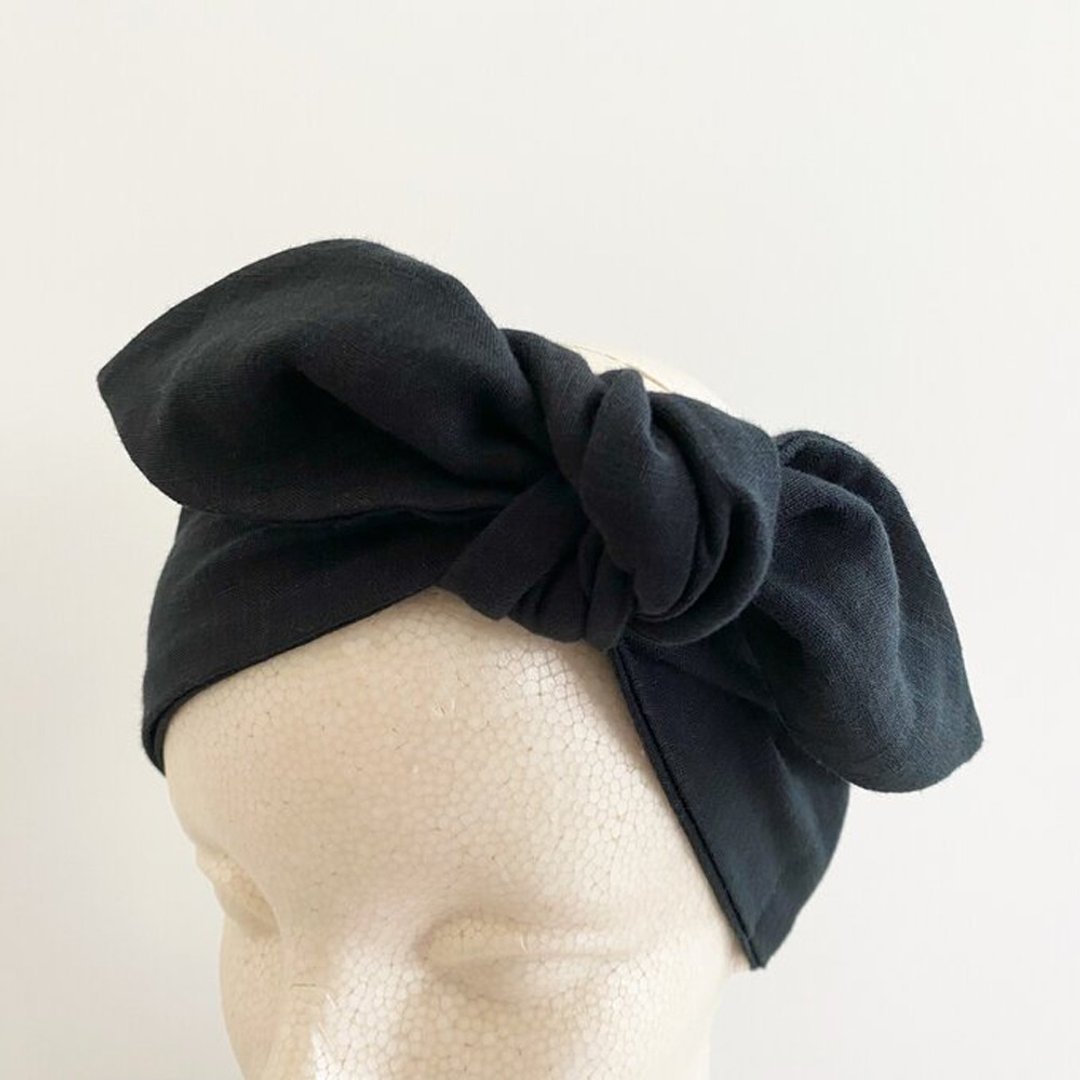 Summer scarf that can also be used as a turban How to use Neck cooler hair band navy made in Japan High quality double gauze material cotton with pockets that can hold 2 ice packs - 丝巾 - 棉 蓝色