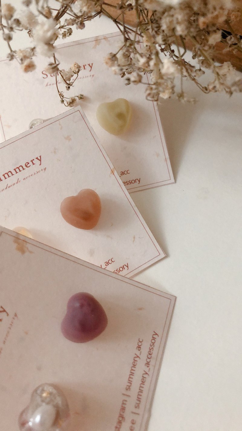 日常小贴耳 磨砂糖 心型耳饰 - 耳环/耳夹 - 植物．花 