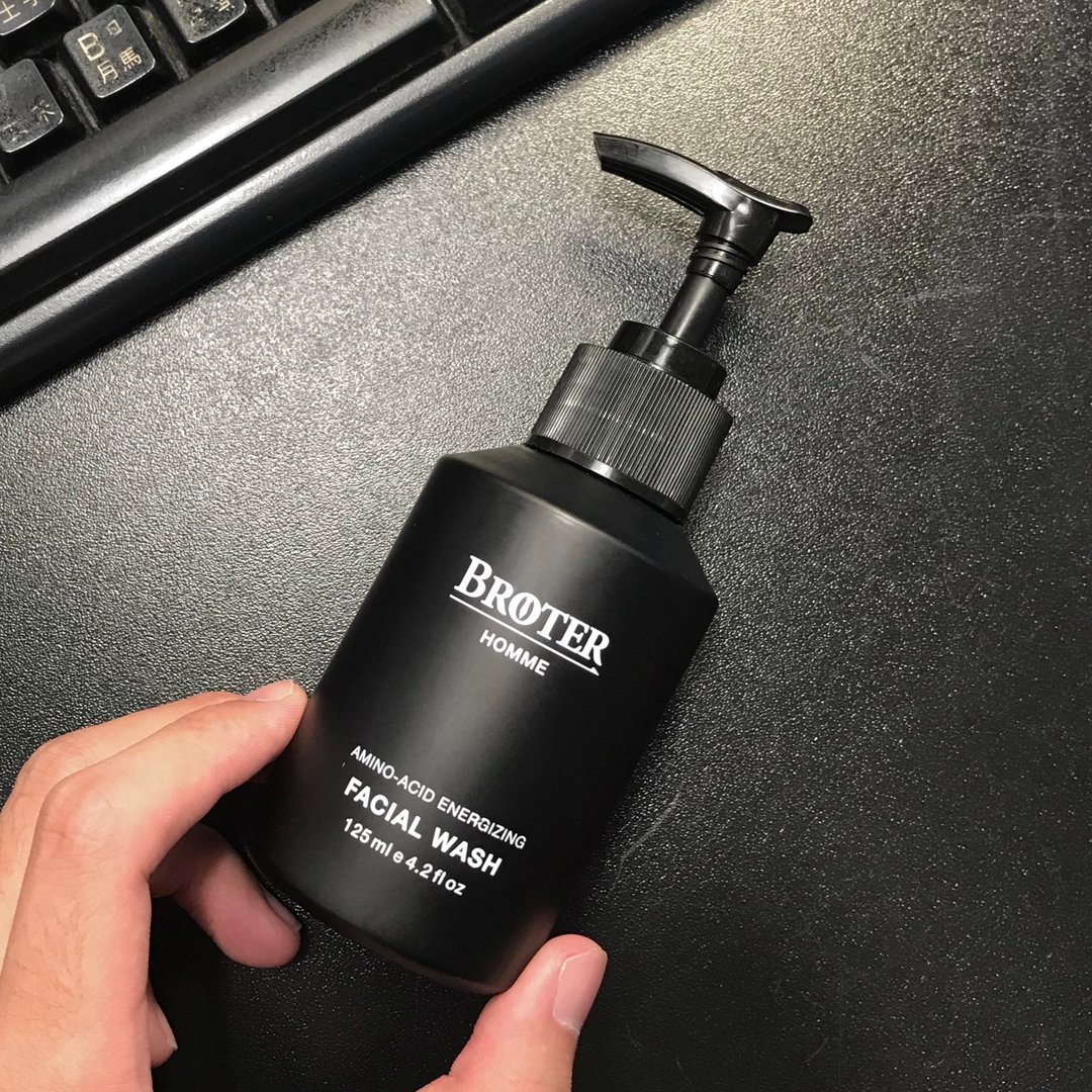 胺基酸活力洁面露125mL | 温和清洁不干涩 - 男性清洁护肤品 - 玻璃 黑色