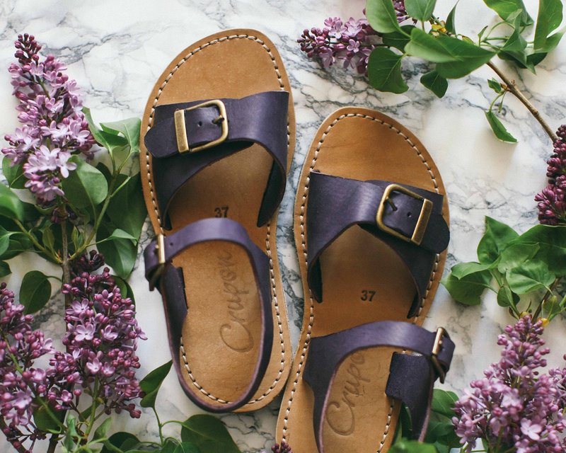 紫色皮革凉鞋、夏季鞋、可定制凉鞋、脚形较宽、脚形较窄 - 男女凉鞋 - 真皮 紫色