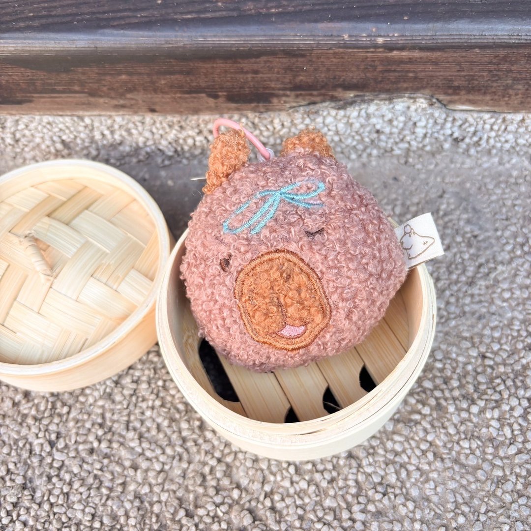 现做的黑豚豆沙包 娃娃吊饰 - 吊饰 - 棉 