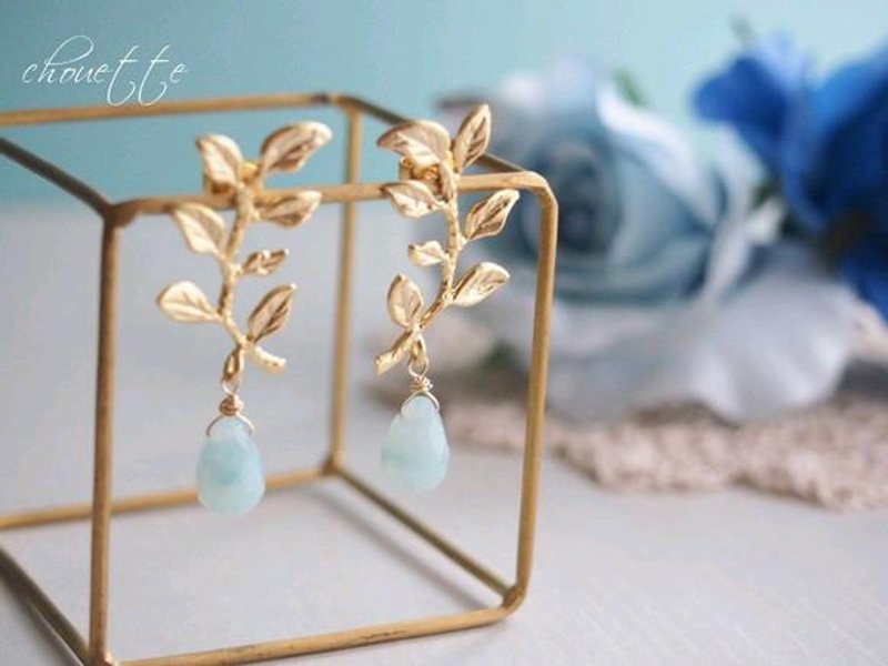 Rose Leaf amazonite earrings - 耳环/耳夹 - 其他金属 