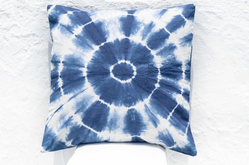 蓝染抱枕套/纯棉抱枕套/印花抱枕套/indigo蓝染抱枕套-蓝染星辰 - 枕头/抱枕 - 棉．麻 蓝色