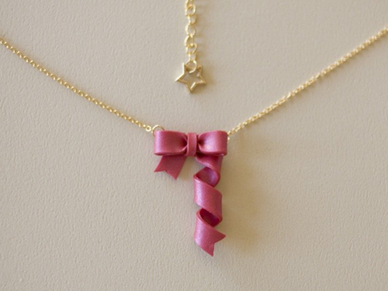 Spinning ribbon necklace / red - 项链 - 粘土 红色
