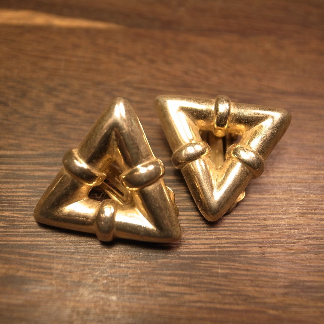 老骨头 三角夹式耳环  VINTAGE - 耳环/耳夹 - 其他金属 金色