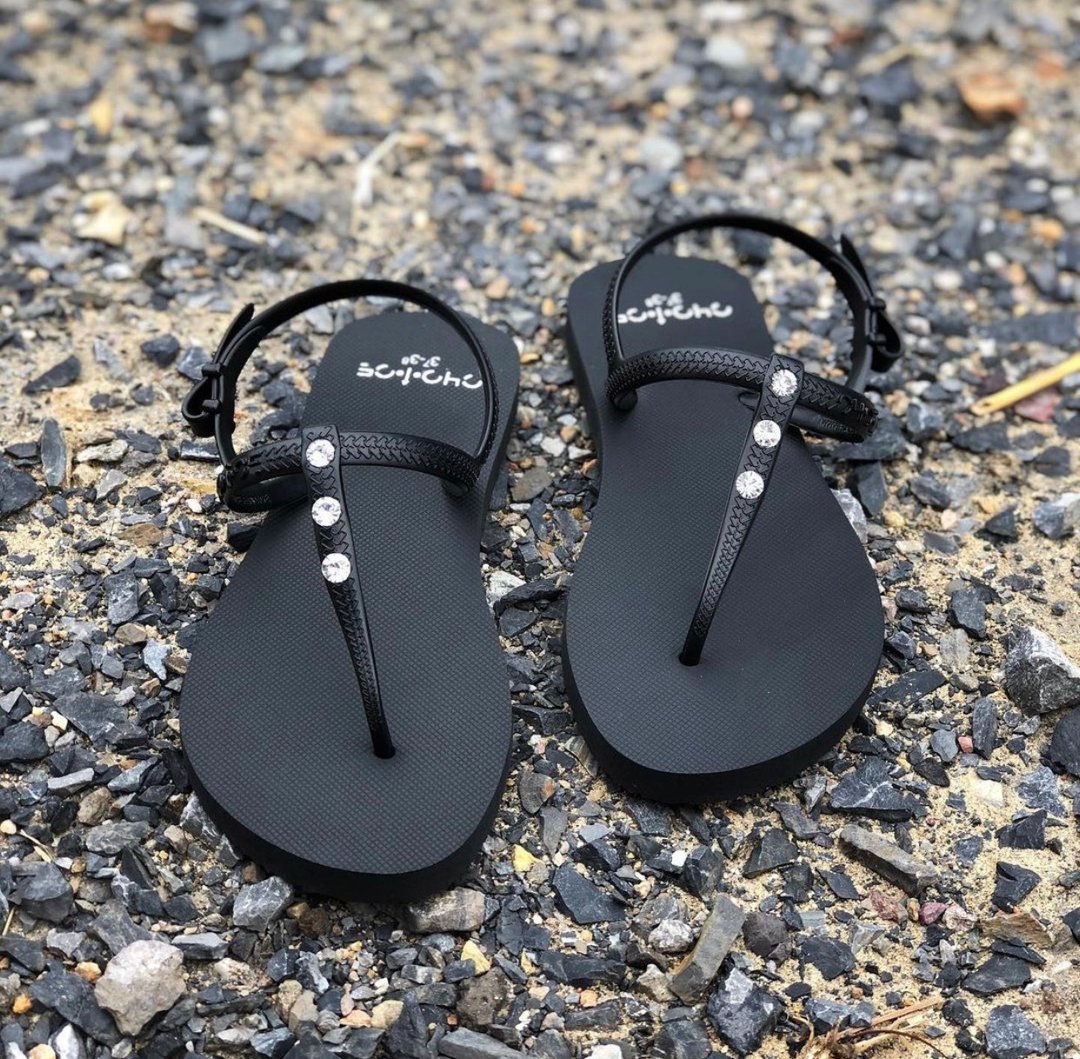 D.I.Y. Slingback Slipper (ฺฺBlack Black with 3 Diamonds) - 男女凉鞋 - 橡胶 黑色