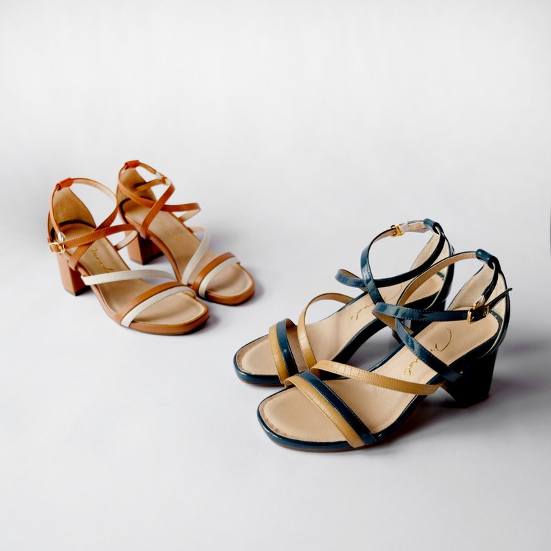 铃兰/桔花藤蔓 台湾手工 真皮气垫高跟凉鞋 - 高跟鞋 - 真皮 蓝色