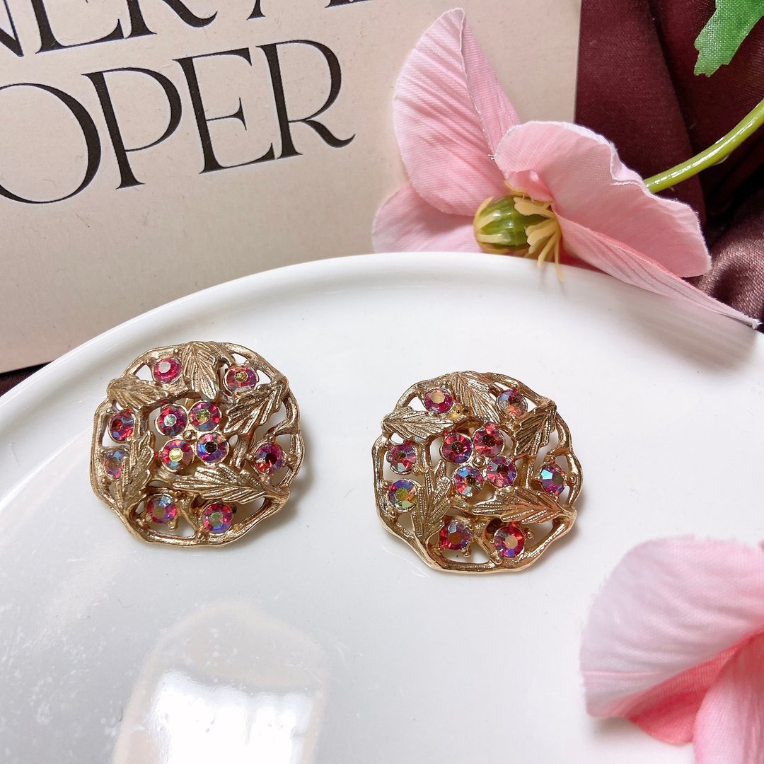 【西洋古董饰品】Sarah Pat Pend沙金叶脉线条梅红莱茵钻耳环耳夹 - 耳环/耳夹 - 贵金属 红色