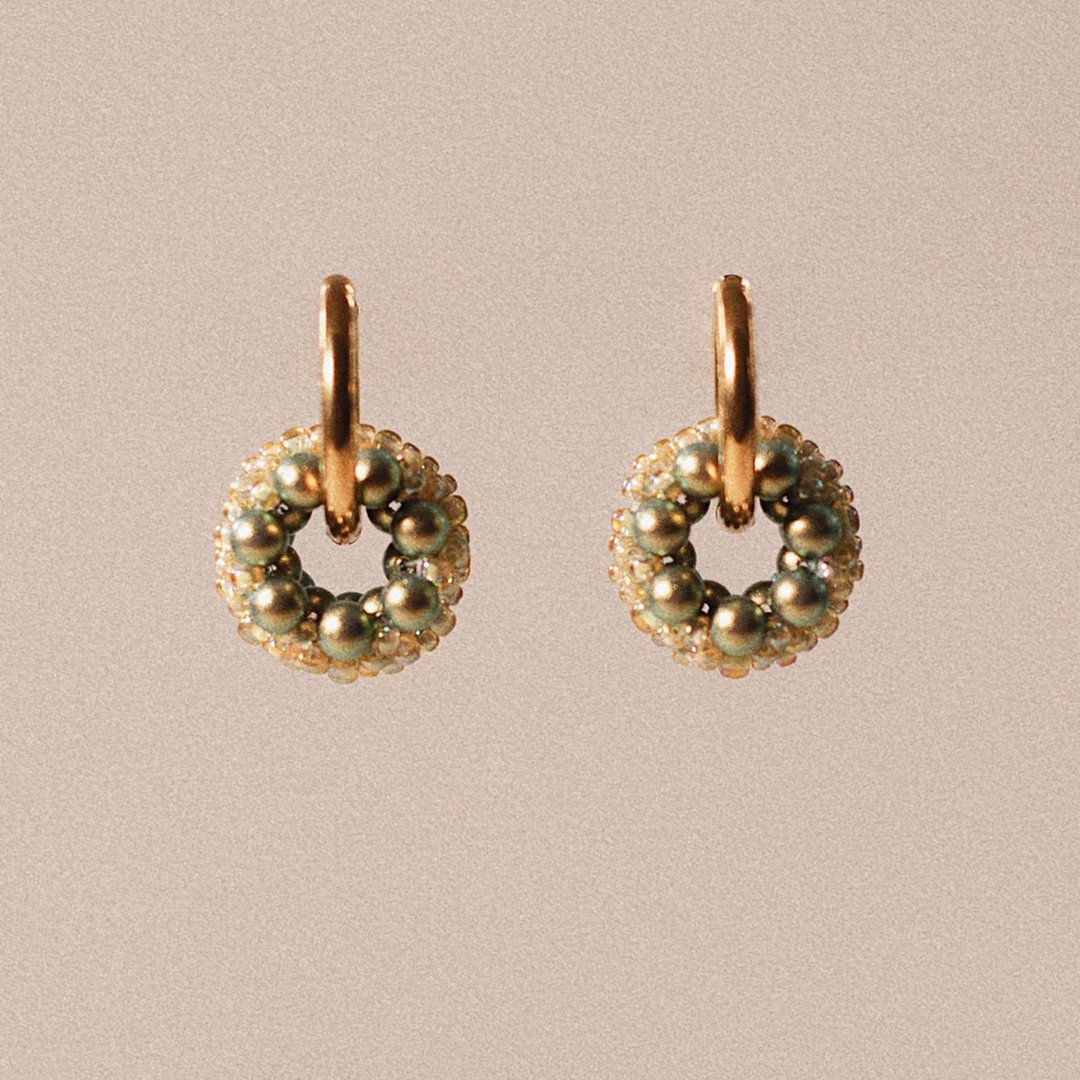 Rolling Earrings 环圈耳饰 - 虹彩绿 - 耳环/耳夹 - 玻璃 绿色