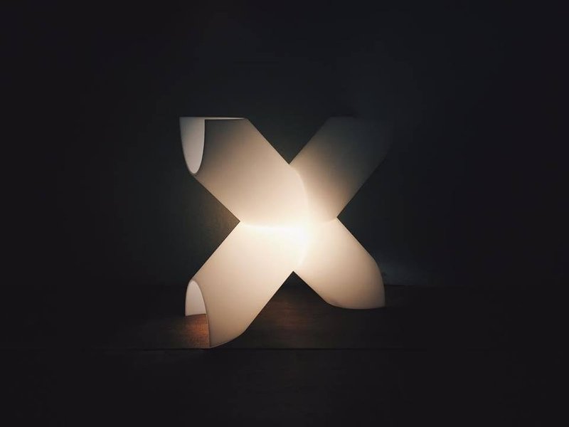 简约白X款 80~90摩登年代  x-lamp 早期外销欧美日本 古道具 - 灯具/灯饰 - 其他材质 白色