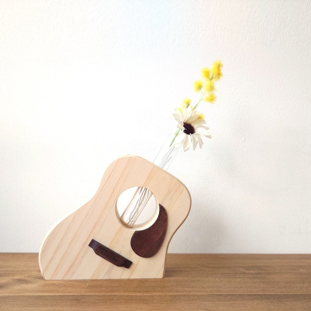 vase of guitar - 花瓶/陶器 - 木头 卡其色