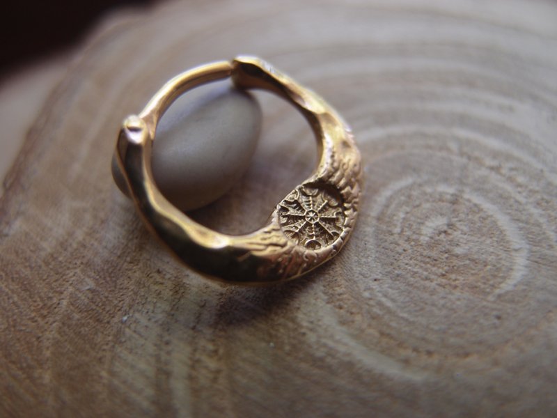 14K 金 Aegishjalmr 男女通用 يفik 鼻中隔环 0.7 英寸 Helm of Awe  يفik 鼻环 - 耳环/耳夹 - 24k 金 金色