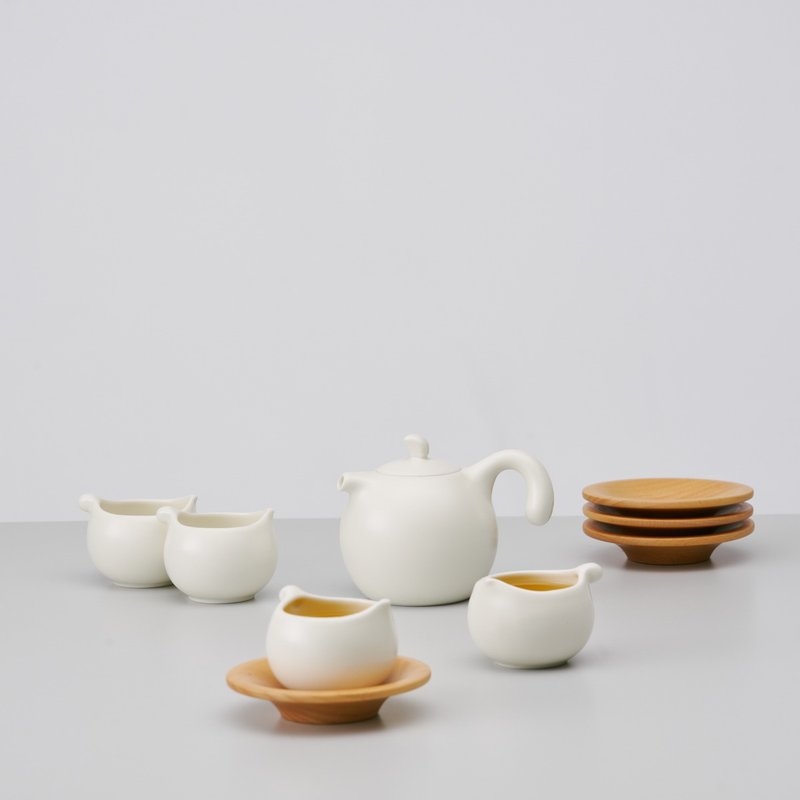 雀悦 │ Taiwan Tit - 茶组 (9件) - 茶具/茶杯 - 瓷 黄色