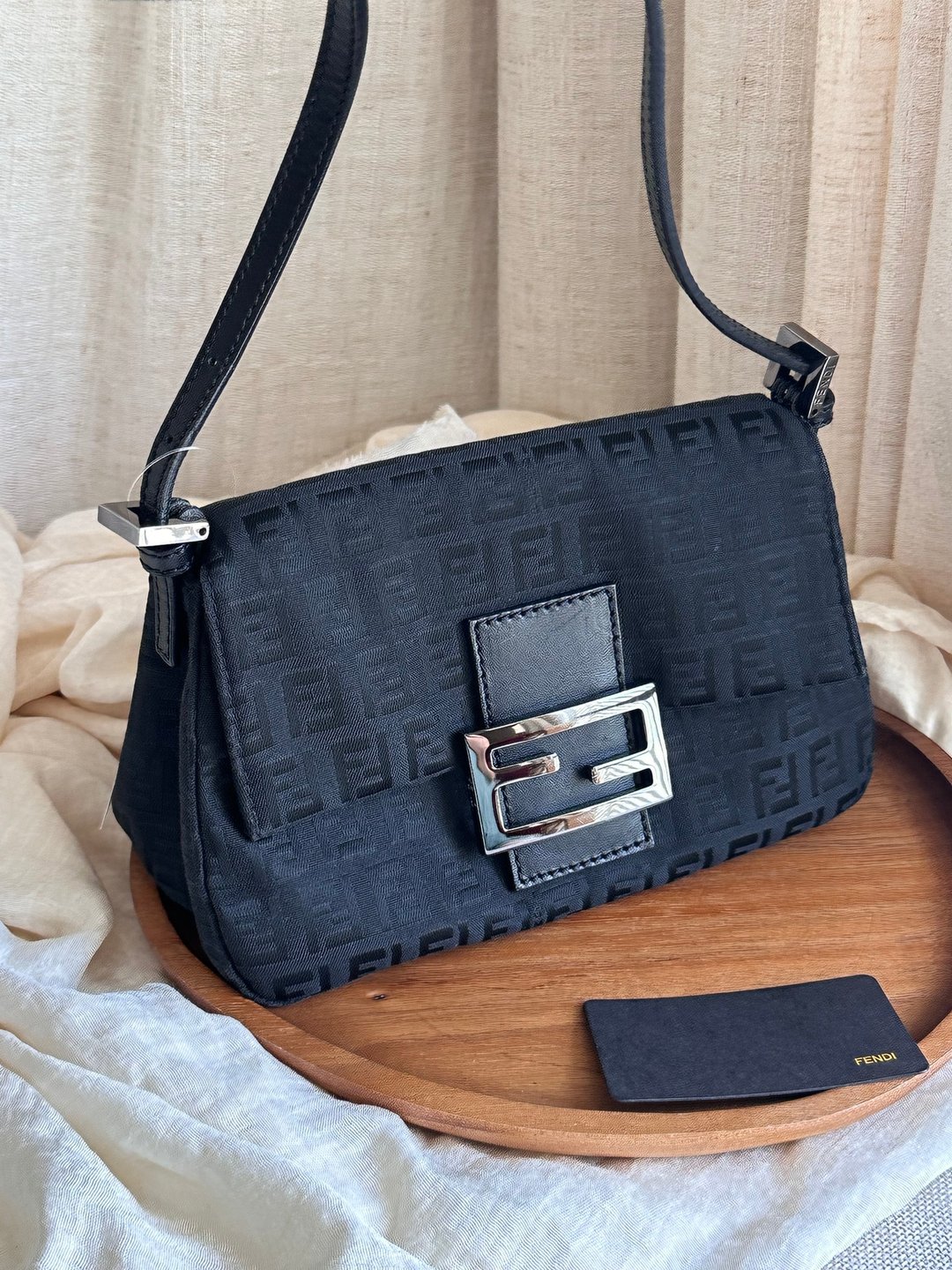 中古包 Fendi Vintage 黑色暗纹老花迷你法棍腋下包小胖丁 - 侧背包/斜挎包 - 其他材质 