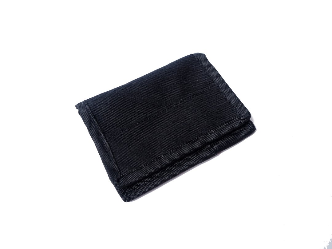 Card Holder : Black - 皮夹/钱包 - 棉．麻 黑色