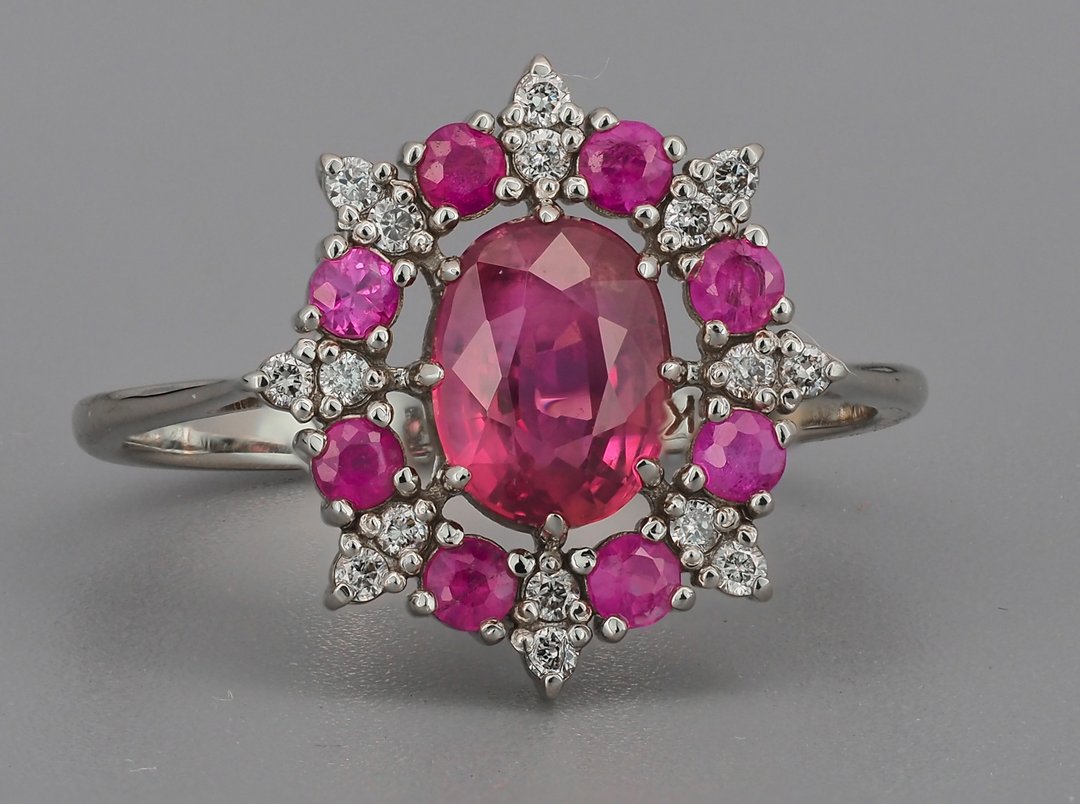 14k gold ring with ruby and diamonds - 戒指 - 贵金属 金色