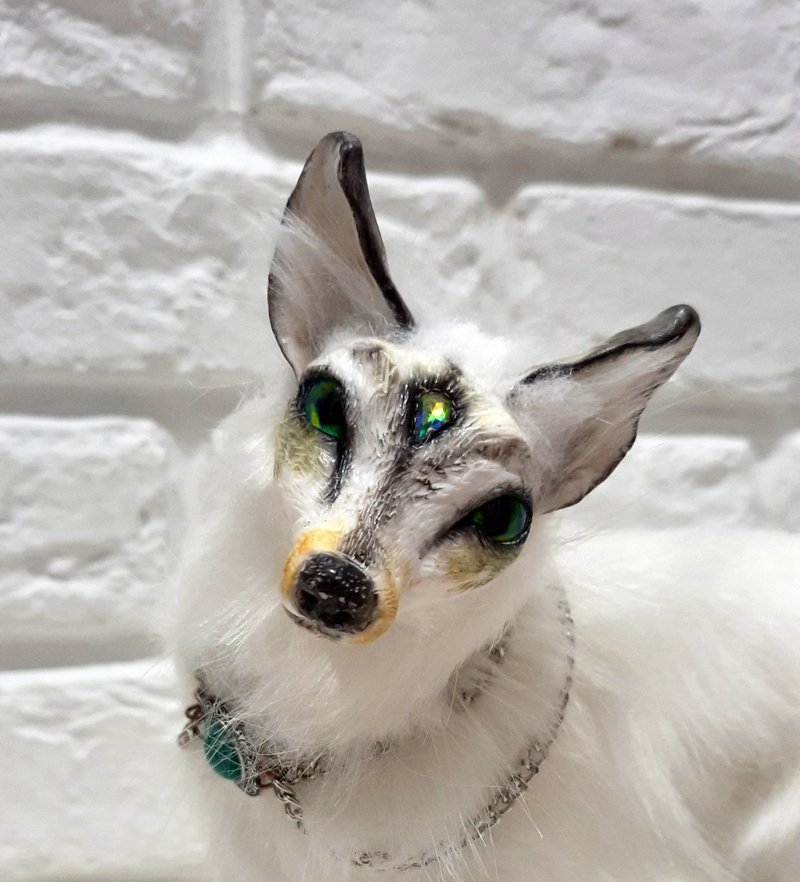 Fox art doll animal realistic, OOAK Fantasy creature toy plush - 玩偶/公仔 - 其他材质 白色