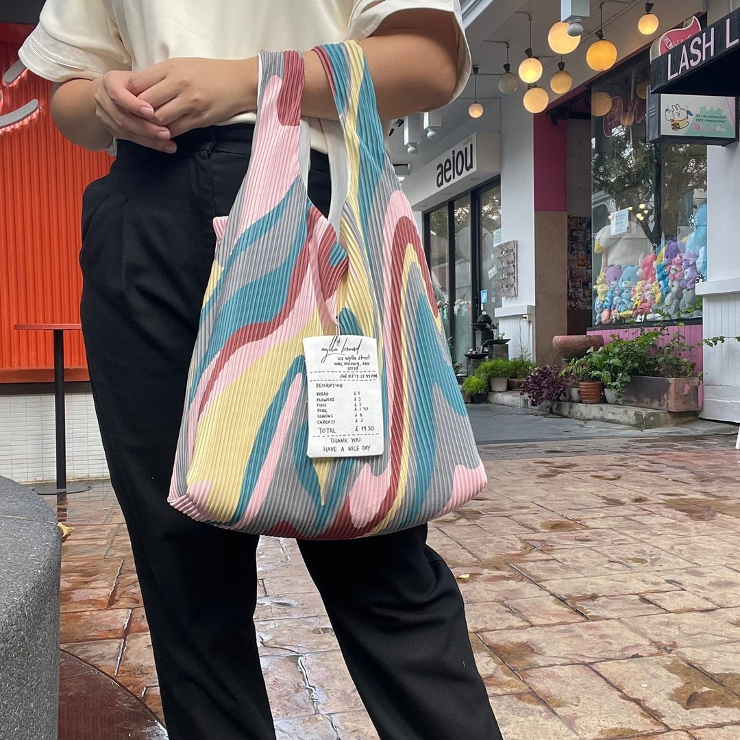 Wyllabrand 澳洲坚果冰沙褶皱包 - 手提包/手提袋 - 其他材质 多色