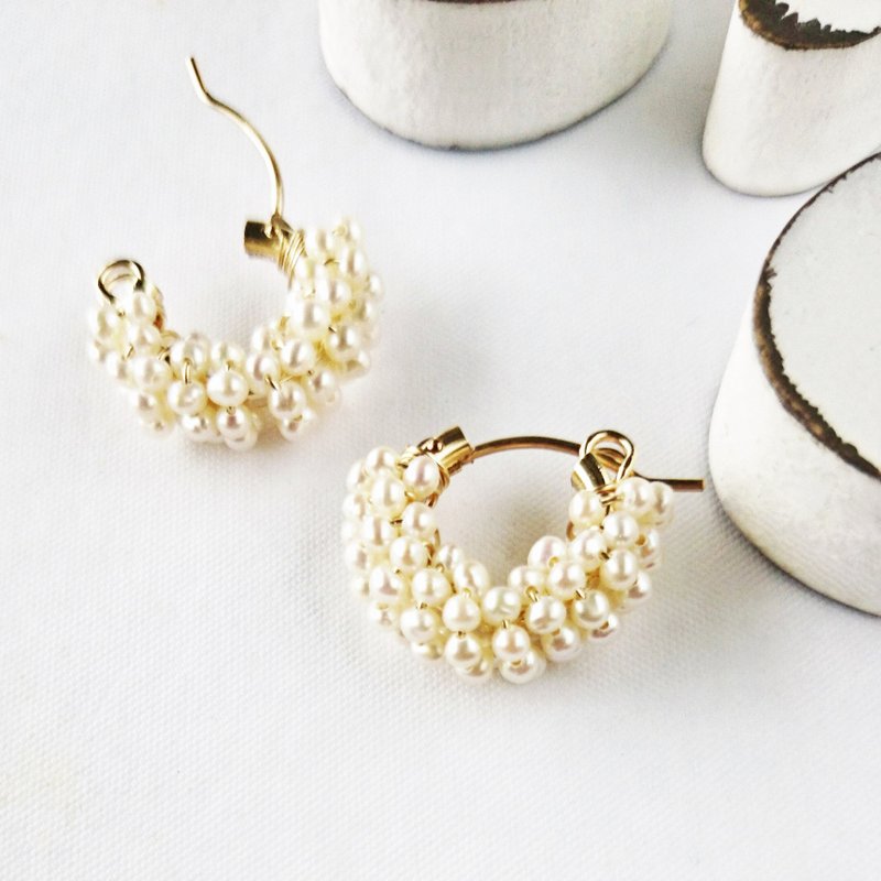 14kgf*AAA Freshwater Pearl pavé pierced earring / earring - 耳环/耳夹 - 宝石 白色