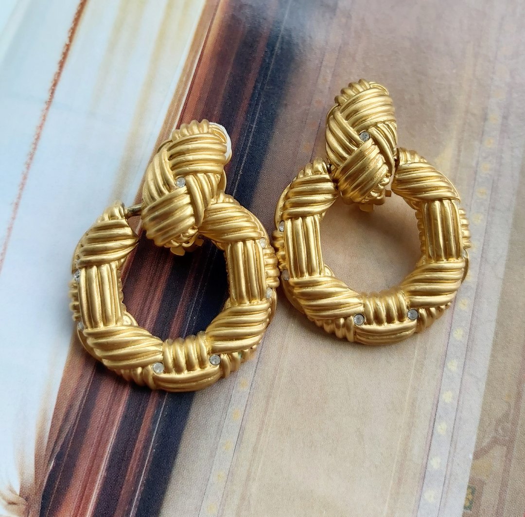 西洋古董饰品。哑光 垂坠环圈 编织 金属 夹式耳环 - 耳环/耳夹 - 其他金属 金色