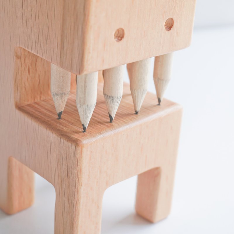 【独家设计】礼物 画笔 笔  牙怪笔筒 附8支笔 - 笔筒/笔座 - 木头 咖啡色