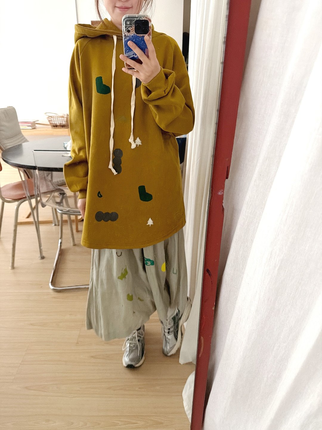 饱和芥末黄手工印花漂亮温暖口袋帽t 洋装 森林 自由海 - 洋装/连衣裙 - 棉 金色
