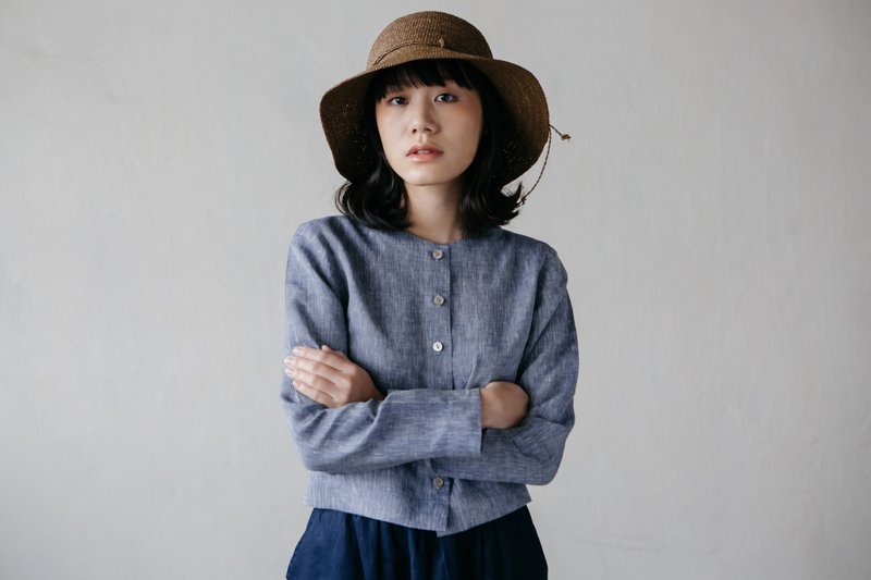 Long sleeves shirt with shell Buttons in Navy Chambray - 女装上衣 - 棉 蓝色