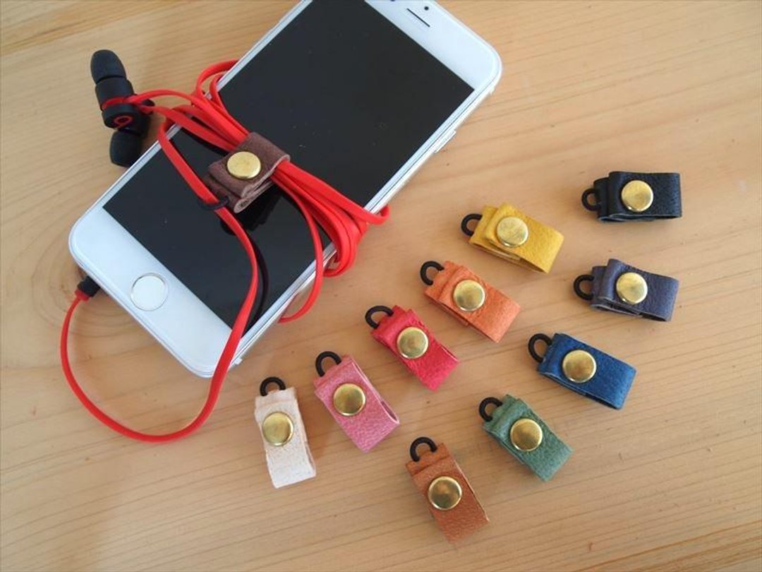 Pig leather Soft earphone holder [Leather] 1632001 [Made to order] Code holder - 吊饰 - 真皮 