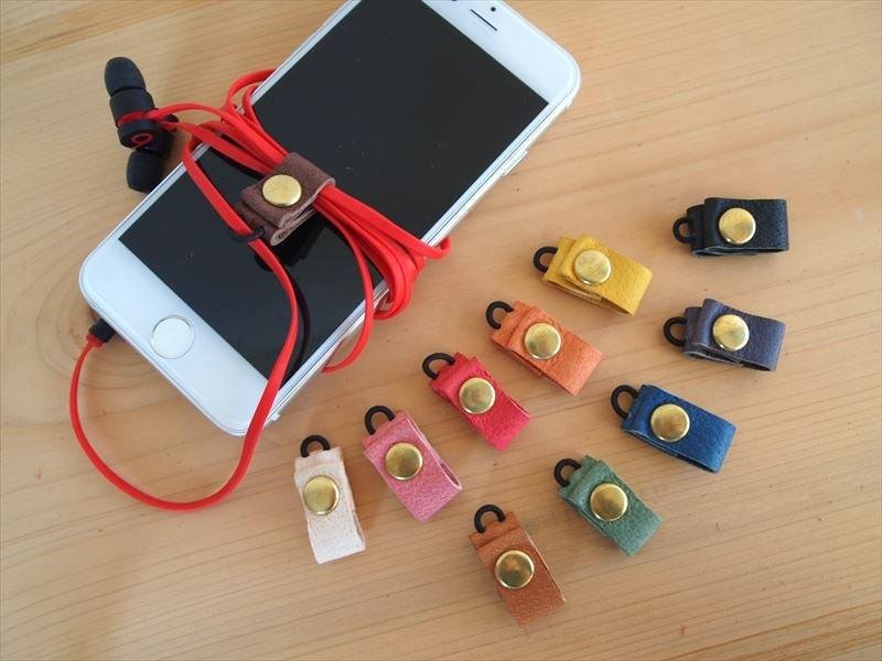 Pig leather Soft earphone holder [Leather] 1632001 [Made to order] Code holder - 吊饰 - 真皮 