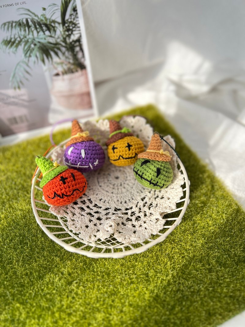 【兔贝儿】万圣节装饰/钥匙圈/吊饰/搞怪南瓜/ 共四色 - 钥匙链/钥匙包 - 棉．麻 白色