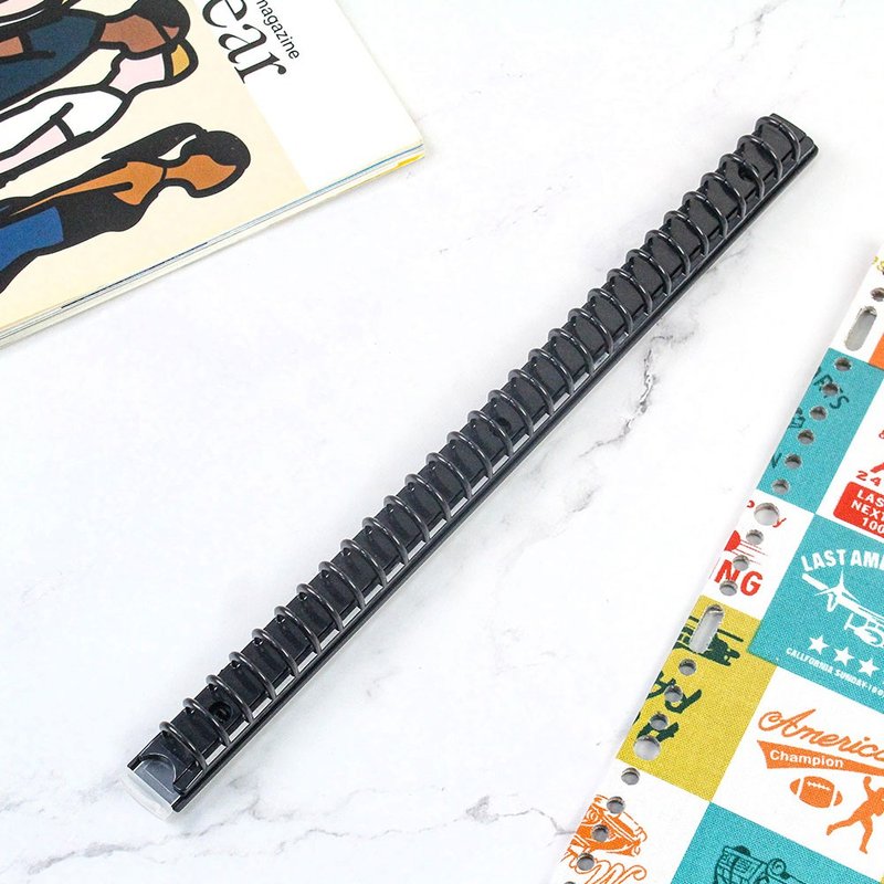 Chuyu 30孔美背拉柄夹(A4/13K适用)/DIY活页夹具(孔径13mm) - 笔记本/手帐 - 塑料 黑色