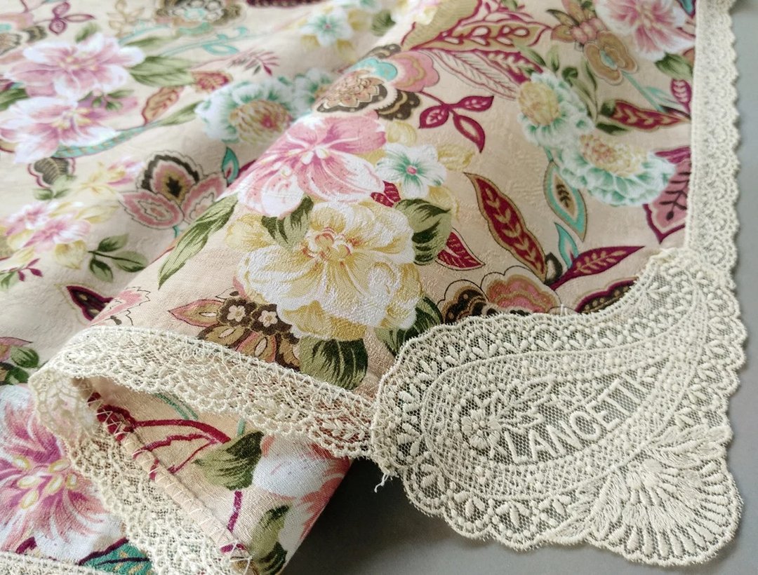 Lancetti Vintage Handkerchief Women Handkerchief Floral Lace 21 x 21 inches - 手帕/方巾 - 棉 粉红色