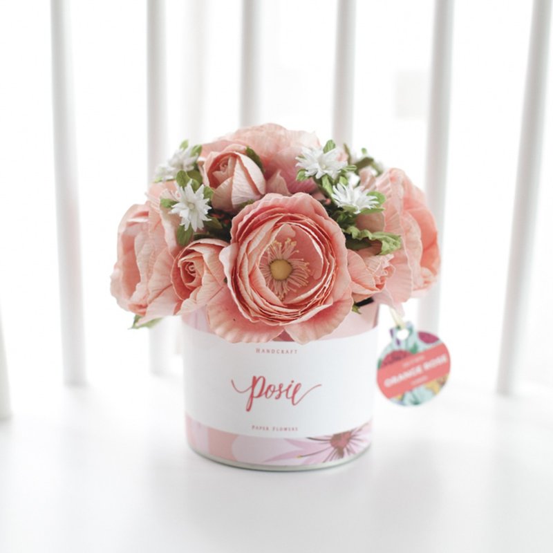 SWEET PEACH Aromatic Medium Gift Box Handmade Paper Flowers - 摆饰 - 纸 橘色