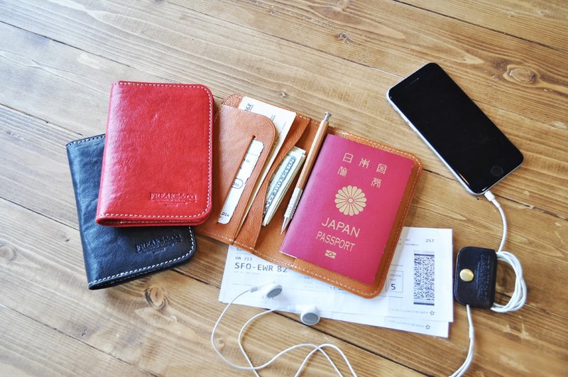 [Short type] Genuine leather passport holder Tochigi leather available in 3 colors - 其他 - 真皮 黑色