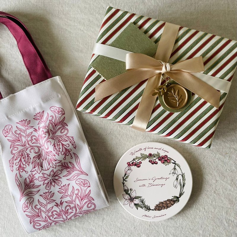 【新年礼盒】花叶祝福礼盒 (酒瓶提袋+陶瓷杯垫) - 手提包/手提袋 - 聚酯纤维 多色