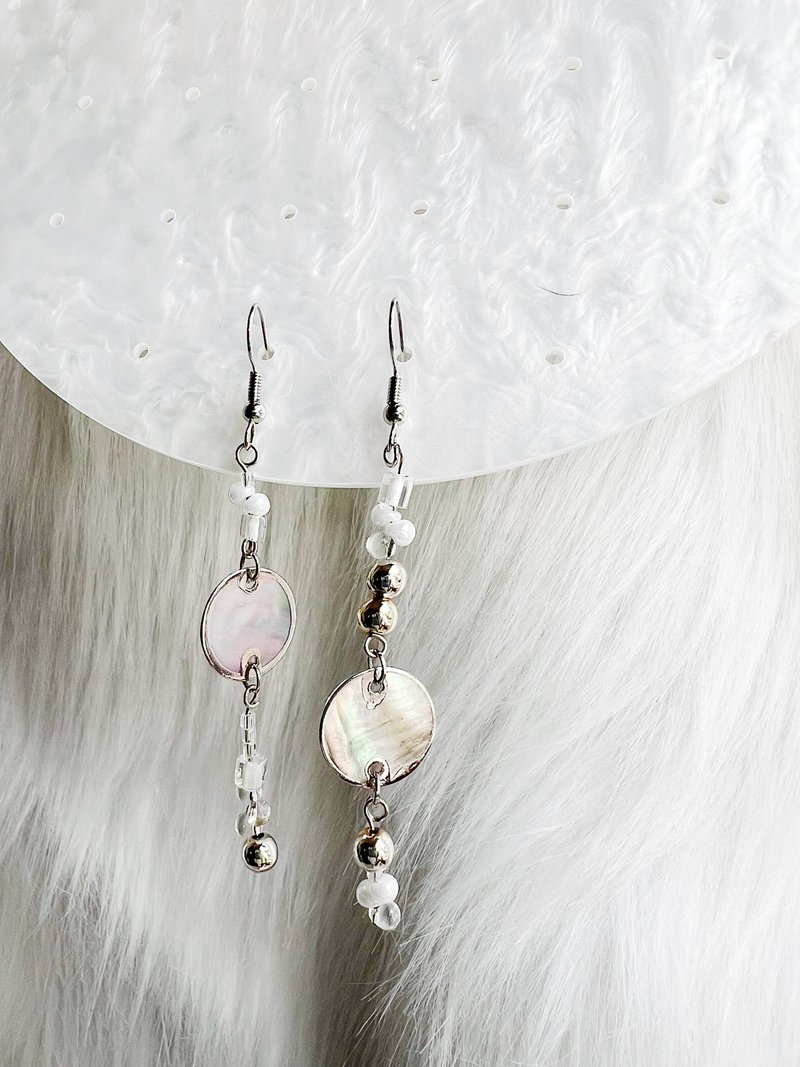 优雅银白气质天然贝壳 18k包金 原创手作小众 串珠耳环配饰品 - 耳环/耳夹 - 贝壳 多色