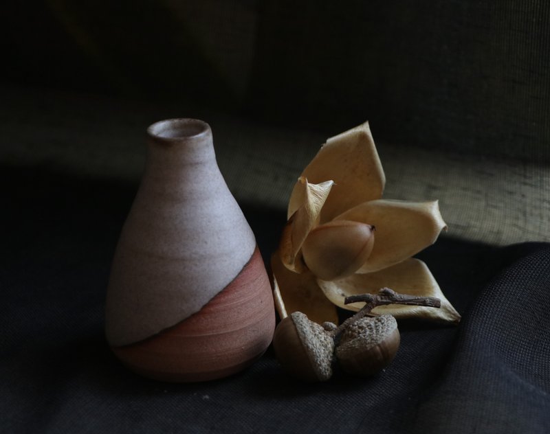 7号 小花瓶 - 牛奶可可系列 - 花瓶/陶器 - 陶 卡其色
