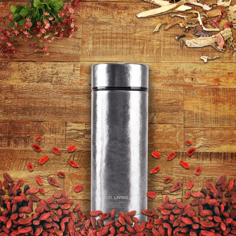 Ti-living 纯钛真空保温-养身泡茶杯 380ml-沁雪银-茶滤网 - 保温瓶/保温杯 - 其他材质 银色