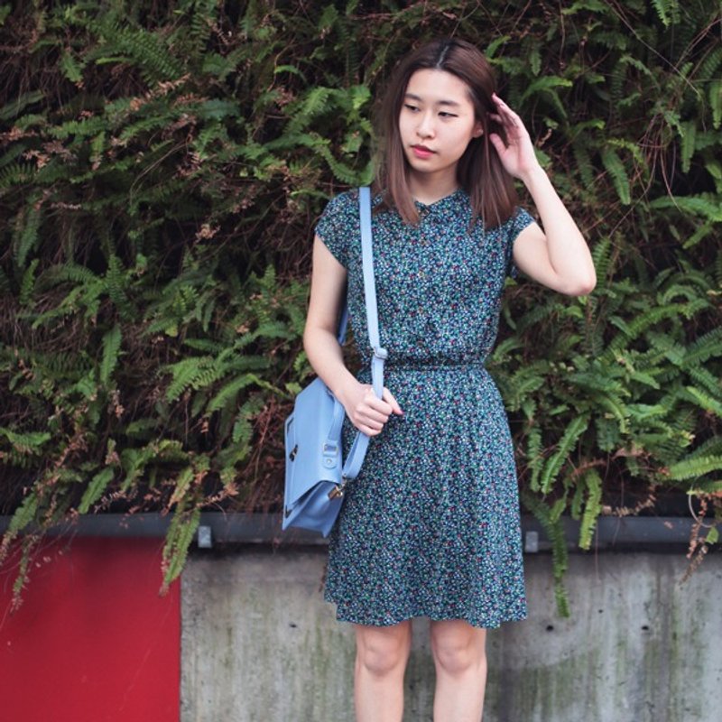 绿色碎花云朵领洋装 - 洋装/连衣裙 - 其他材质 