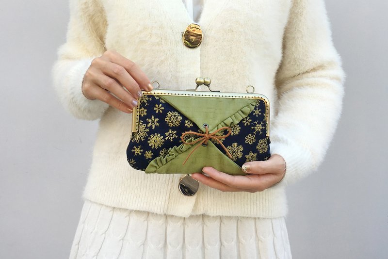 手工钱包 长款 女斜挎手机包 口金包 卡片夹 护照包 雪地信 - 皮夹/钱包 - 棉．麻 绿色